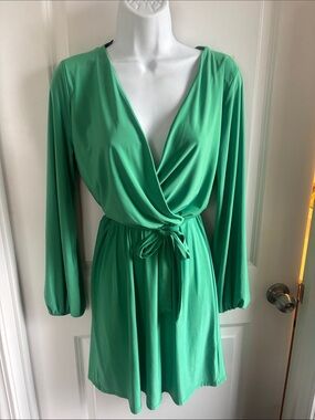 Lavish Green Wrap-Front Long-Sleeve Dress - Sz L - NWT